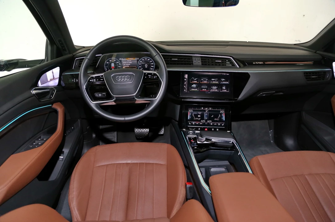 1623178-פנים אאודי2.jpg