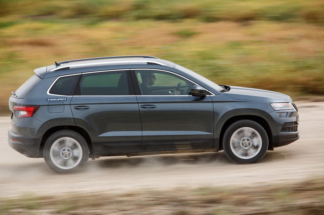 1597372-סקודה קארוק - מבחן דרכים (1.0 ל) (18).jpg