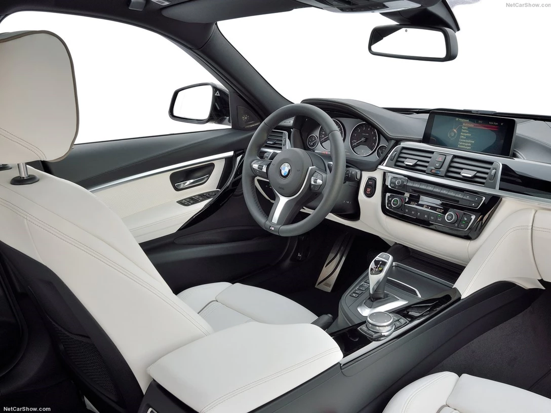 1585747-BMW-3-Series 3.jpg