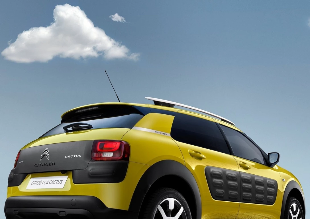 1668255-Citroen-C4_Cactus-2016-02.jpg