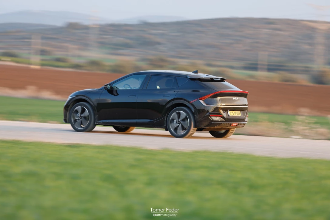 1675143-FTomer_KIA-ev6-169.jpg