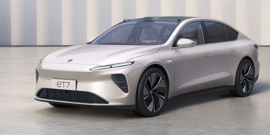 1682596-nio-et7-front.jpg