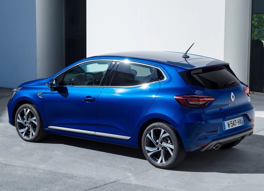 1651968-Renault-Clio-2022-04.jpg
