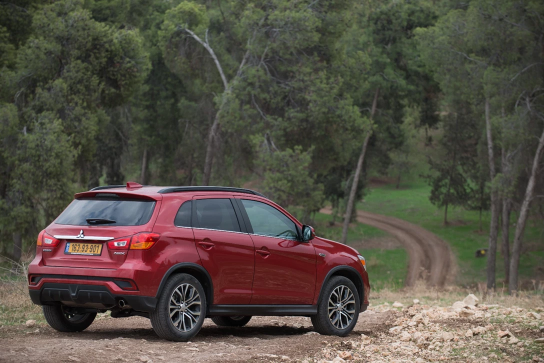 1591587-מיצובישי ASX (7).JPG