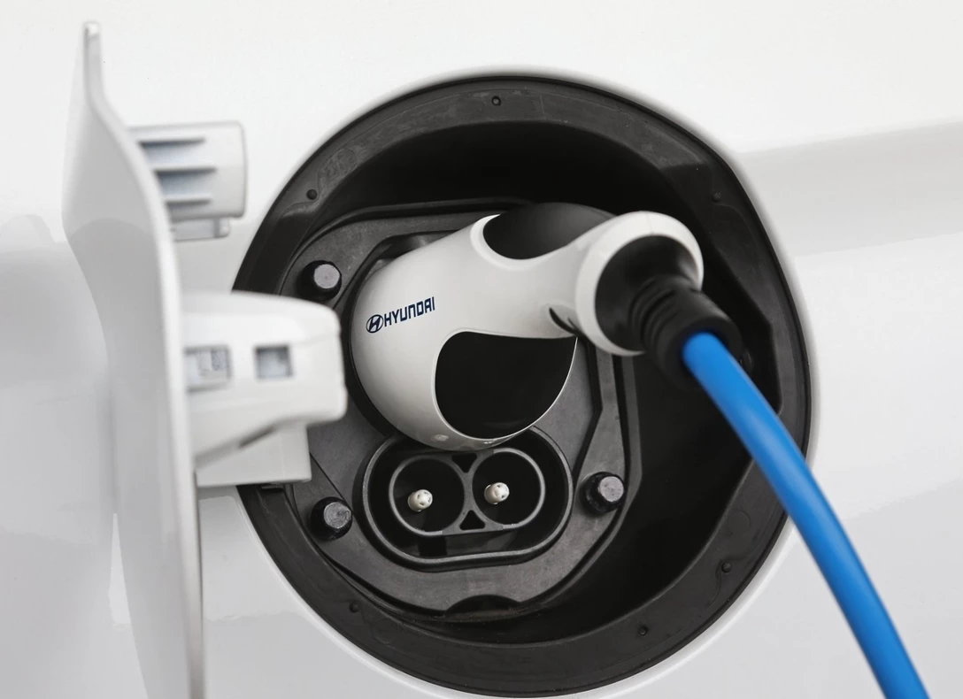 1652050-Hyundai-Ioniq-2020-new-09.jpg