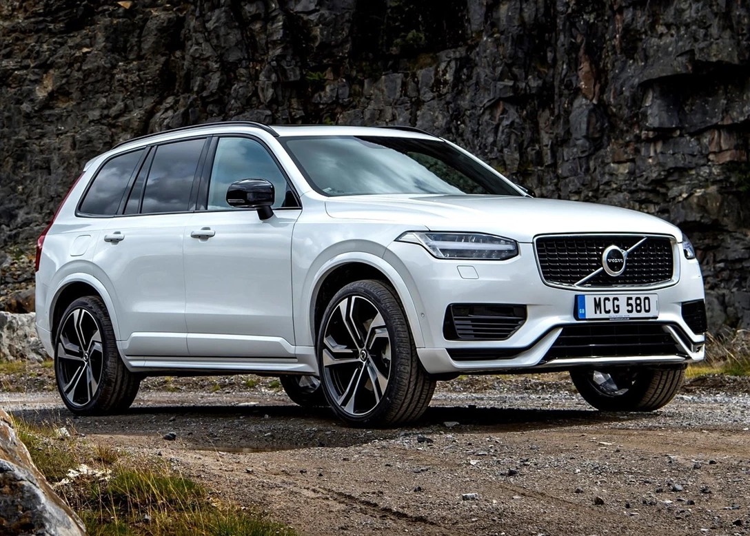 1646619-Volvo-XC90-2020 (2).jpg