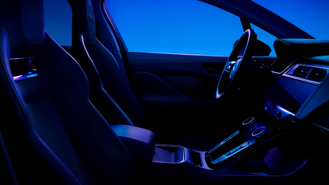 1676554-Jag_I-PACE_24MY_Interior_014_110123-10357x5826.jpg