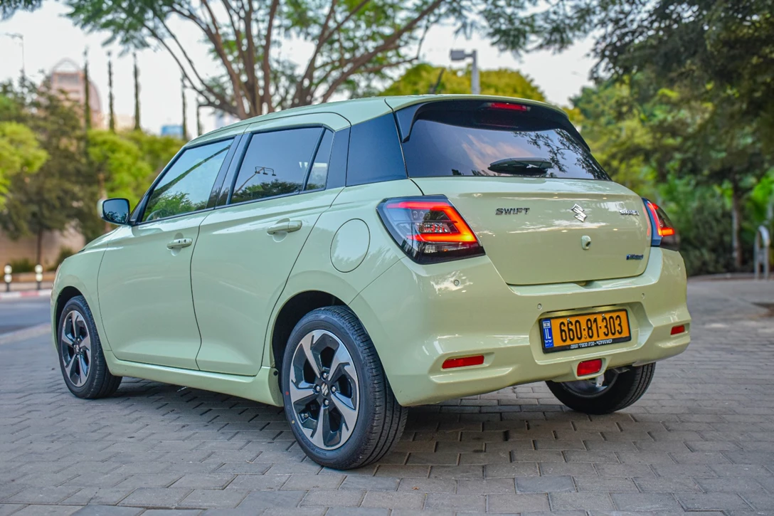 1699622-2024_suzuki_swift-14.jpg