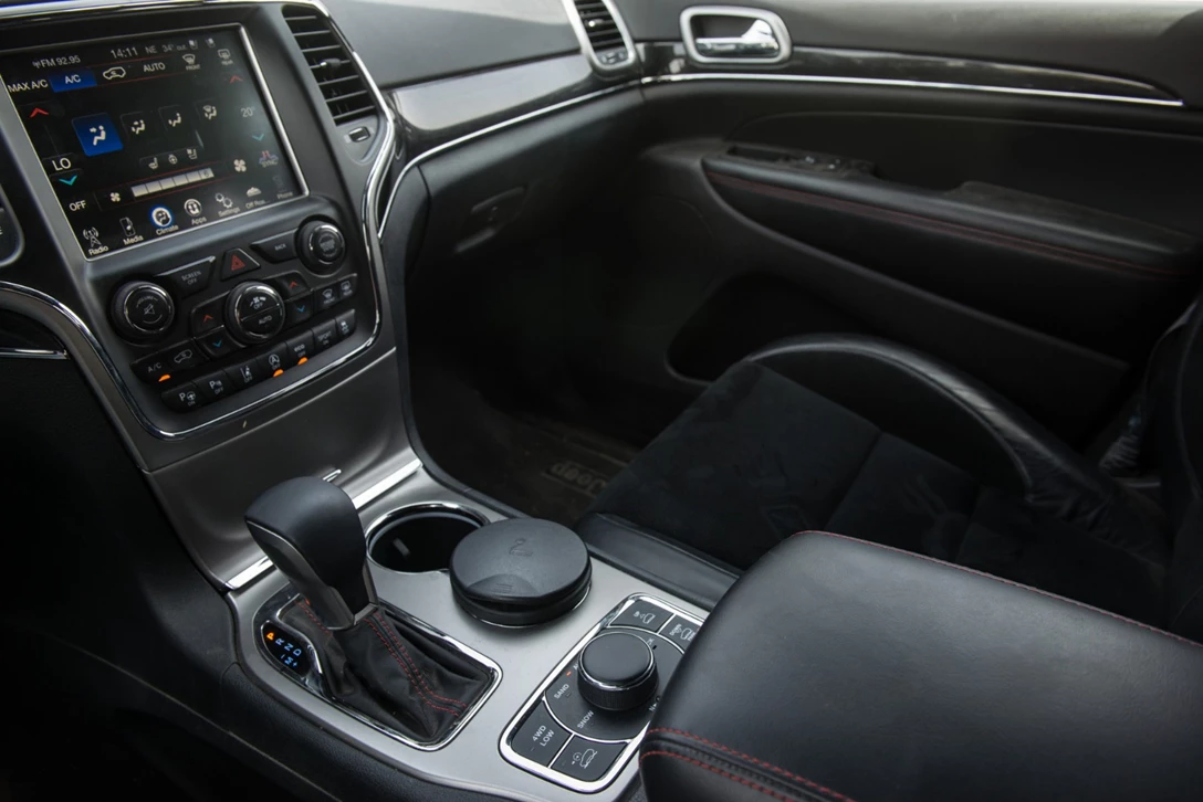 1604687-גרנד צירוקי מול דיסקו (41).jpg