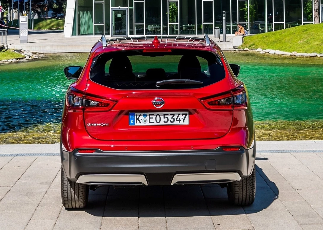 1636012-Nissan-Qashqai-2020-06.jpg
