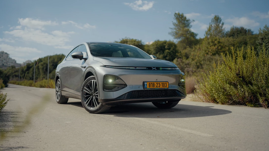 1701368-Xpeng G6 2024.00_23_53_09.Still081.jpg