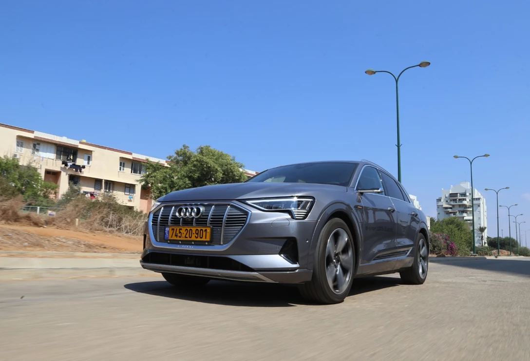 1623168-אאודי נסיעה5.jpg