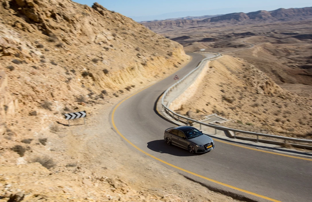 1593848-אודי RS3 מבחן דרכים (8).jpg