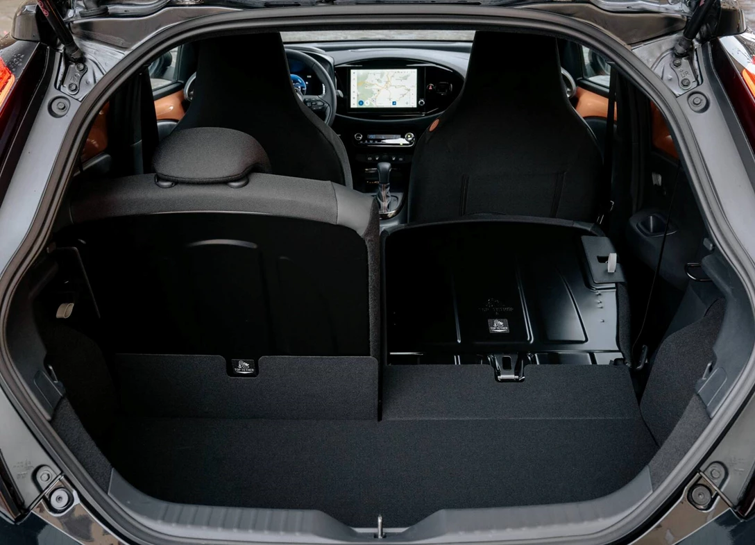 Toyota-Aygo_X-Hybrid-2026-10.jpg