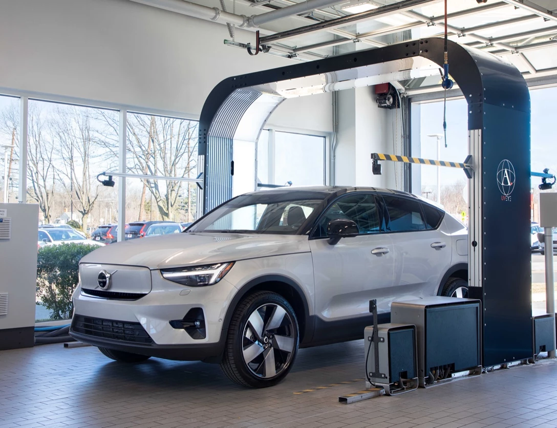 1658742-UVeye- Volvo.jpg