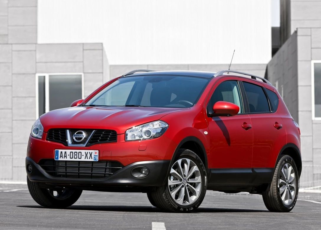 1644614-Nissan-Qashqai-2013-01.jpg