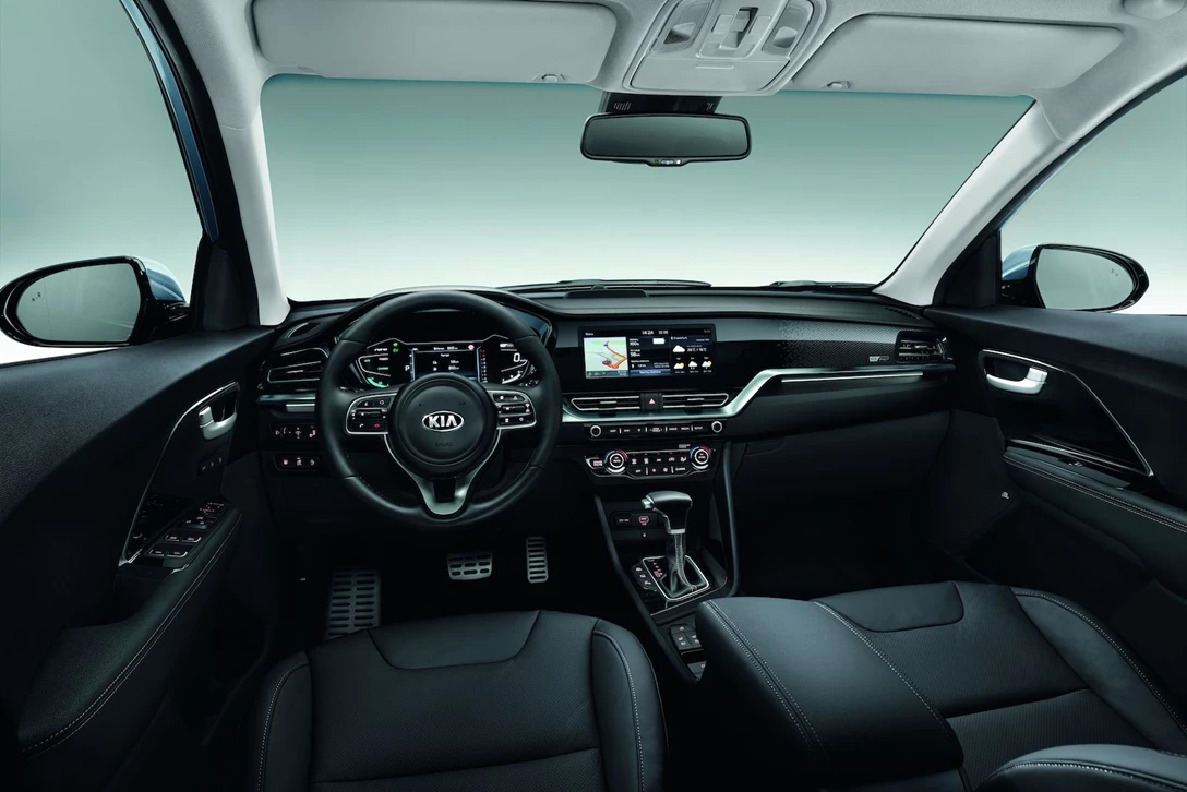 1632498-kia_niro_phev_my20_interior_3_4_front_view_15137_88860.jpg
