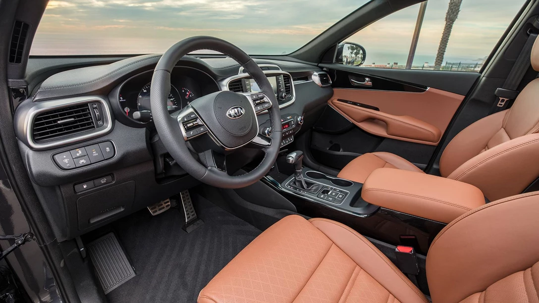 1645566-Kia Sorento 2019 (26).jpg