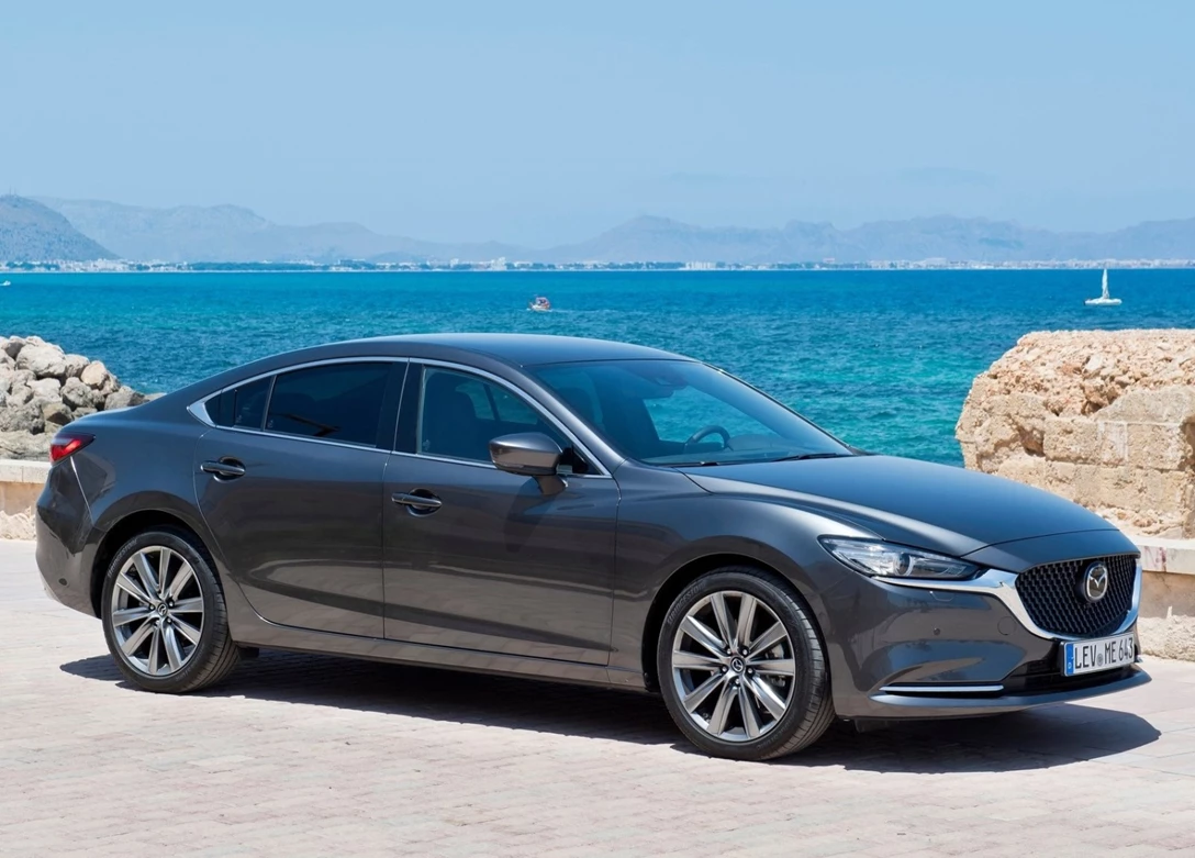1636576-Mazda-6-2019-03.jpg