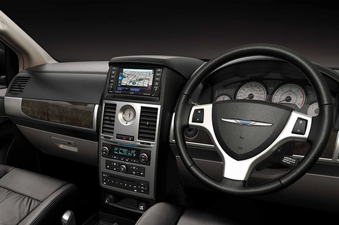 קרייזלר גרנד ויאג'ר 2012