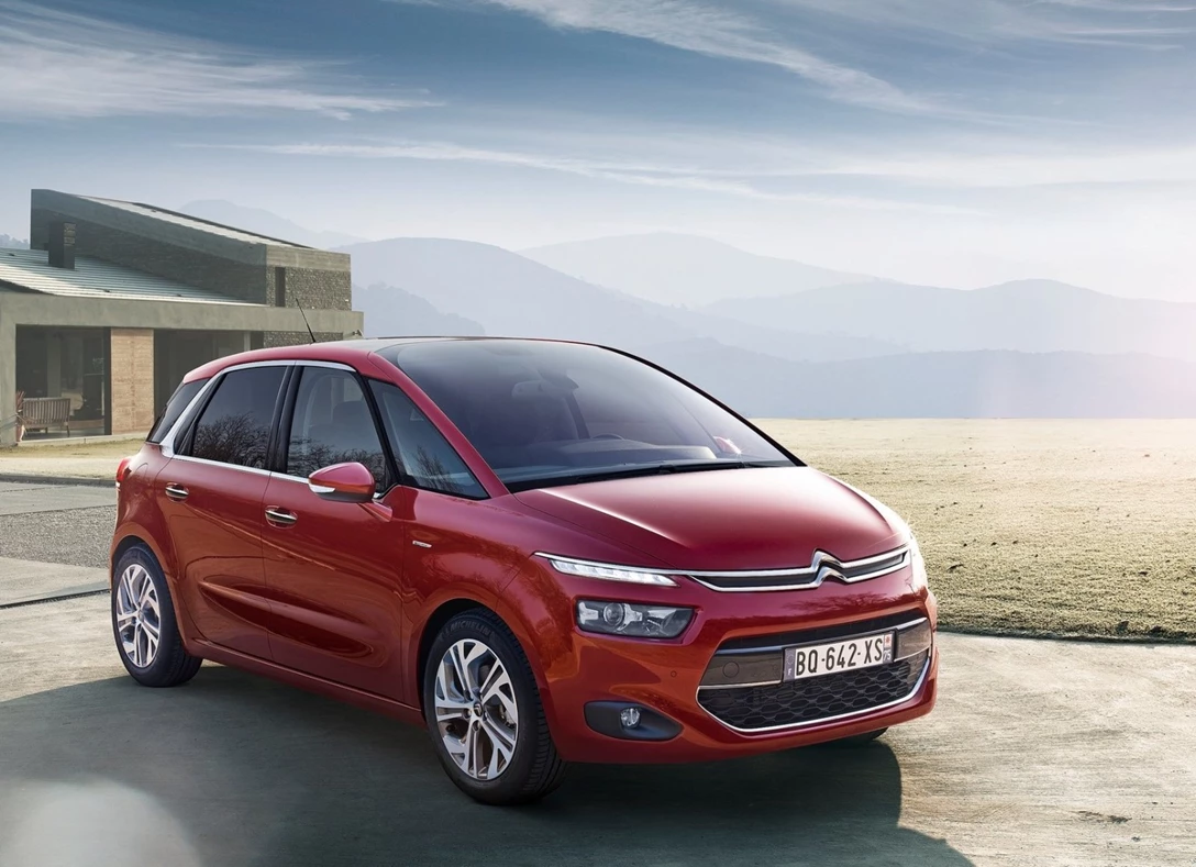 1661081-Citroen-Grand_C4_Picasso-2017-04.jpg