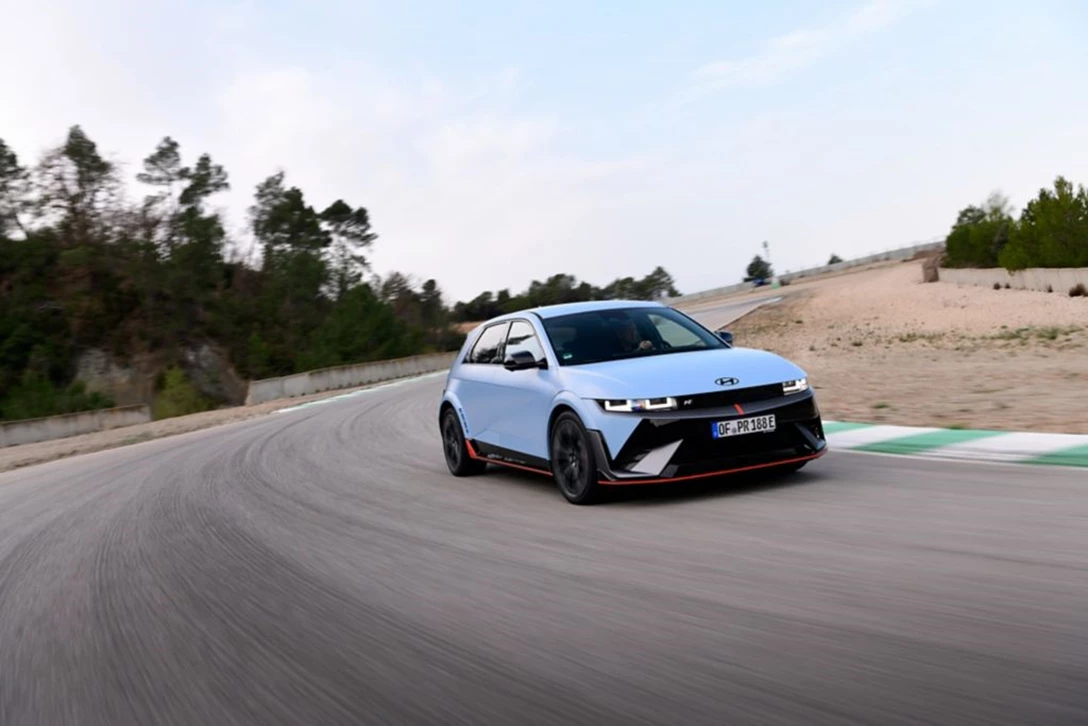 1694795-hyundai-ioniq-5-n-racetrack-0324-339_wid_1024_bfc_off.jpg