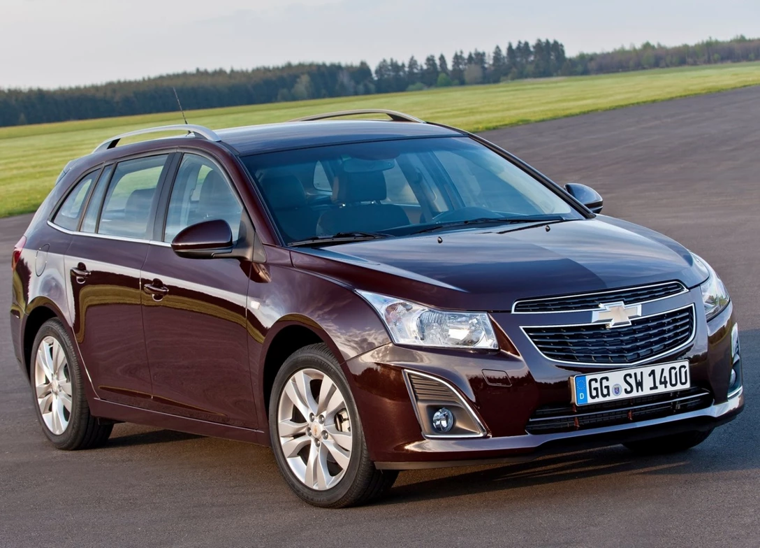 1689191-Chevrolet-Cruze_Station_Wagon-2015-17.jpg