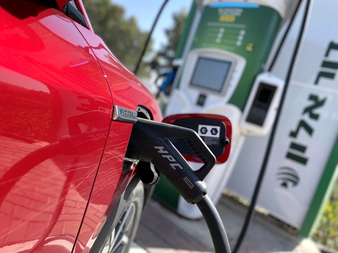 1670226-BYDATO3 - 44.jpg