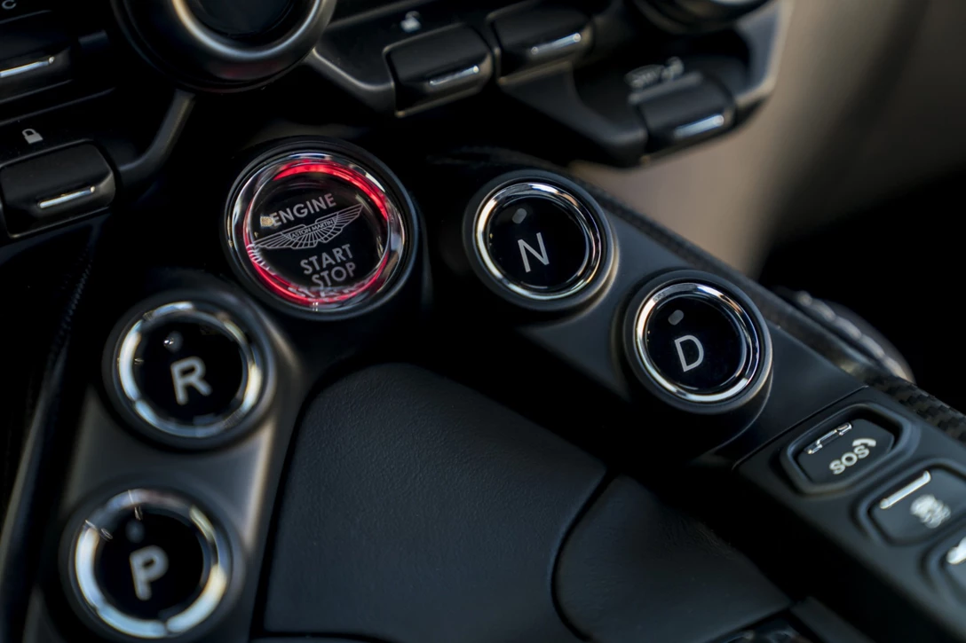 1599150-אסטון מרטין ואנטג מבחן דרכים השקה (50).jpg