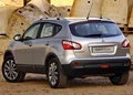 1687096-Nissan-Qashqai-2012-03.jpg