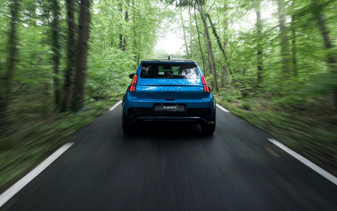 1697823-Alpine A290 GTS Alpine Vision Blue8-min.jpg