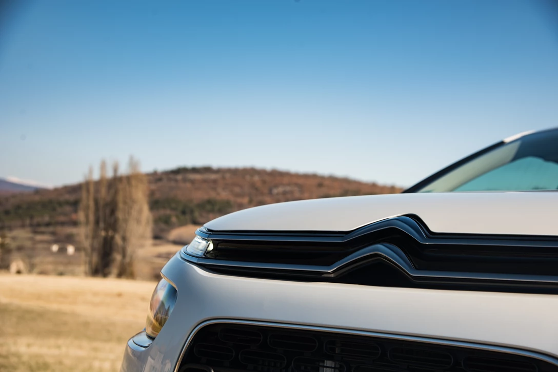 1591404-CL 18.005.145.jpg