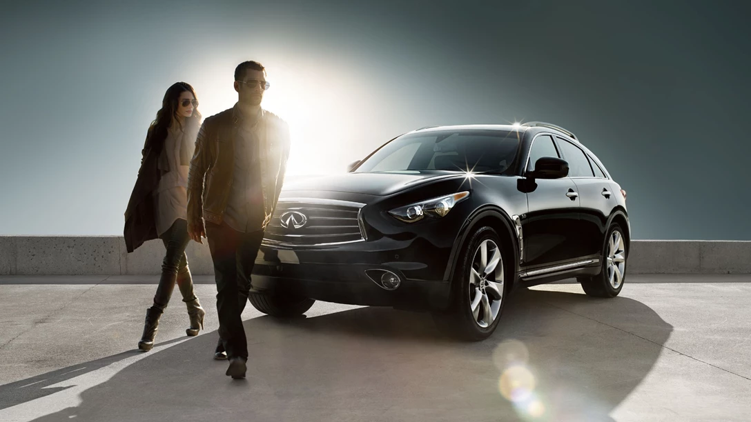 1669494-INFINITI-QX70-2016-02.jpg