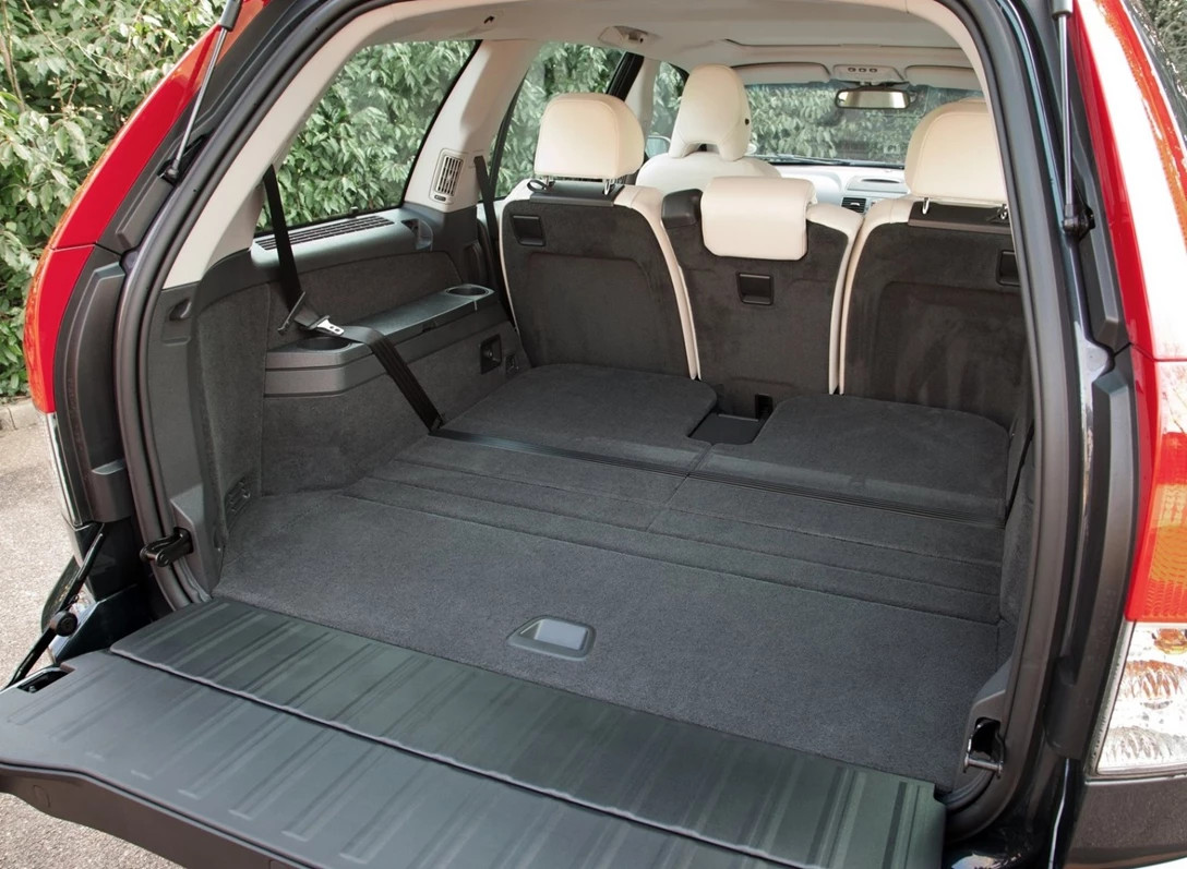 1603990-Volvo-XC90-2006-2013-7.jpg