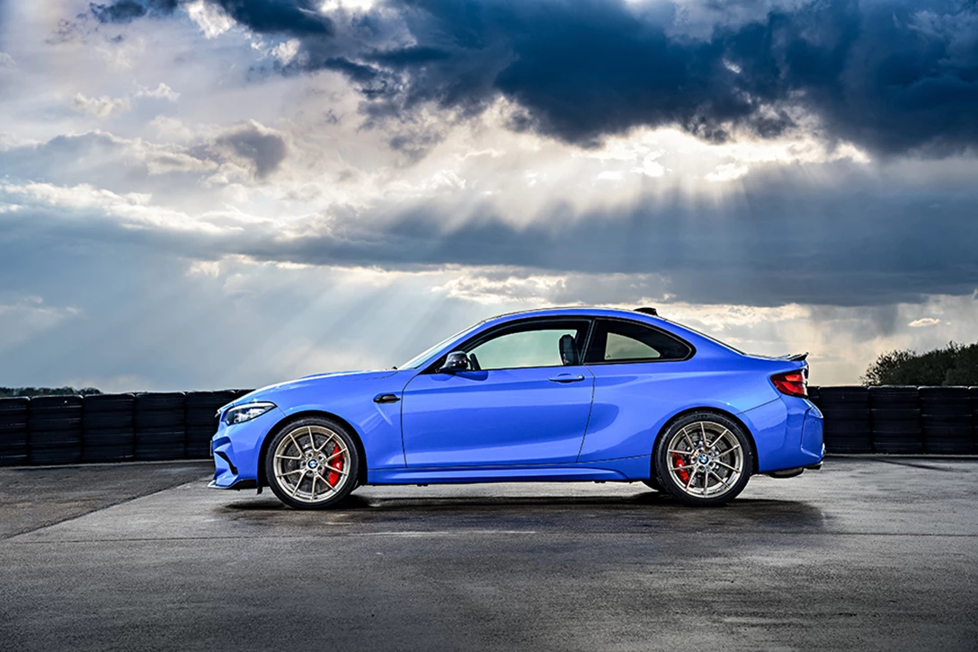 1624744-P90374194_highRes_the-all-new-bmw-m2-c.jpg