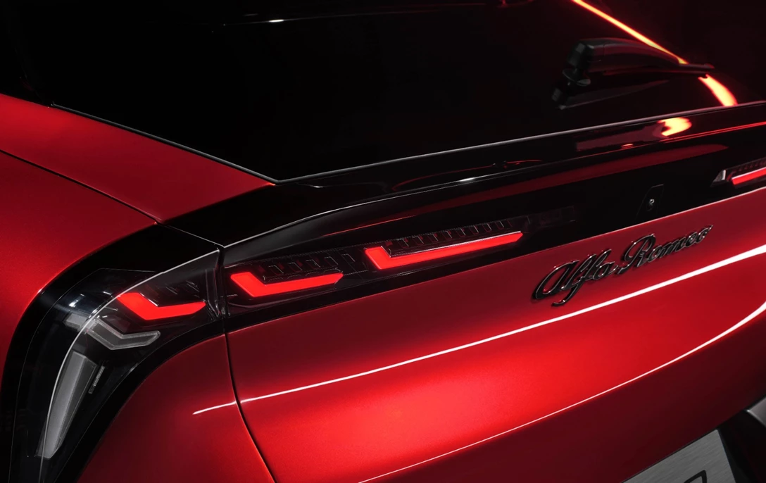 1705055-Junior-Exteriors (3).jpg