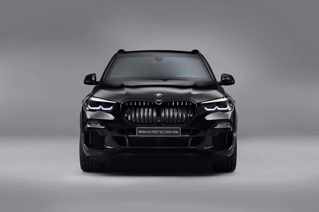 1621333-P90363291_highRes_the-new-bmw-x5-prote.jpg