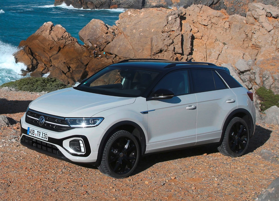 1691149-Volkswagen-T-Roc-2024-00.jpg