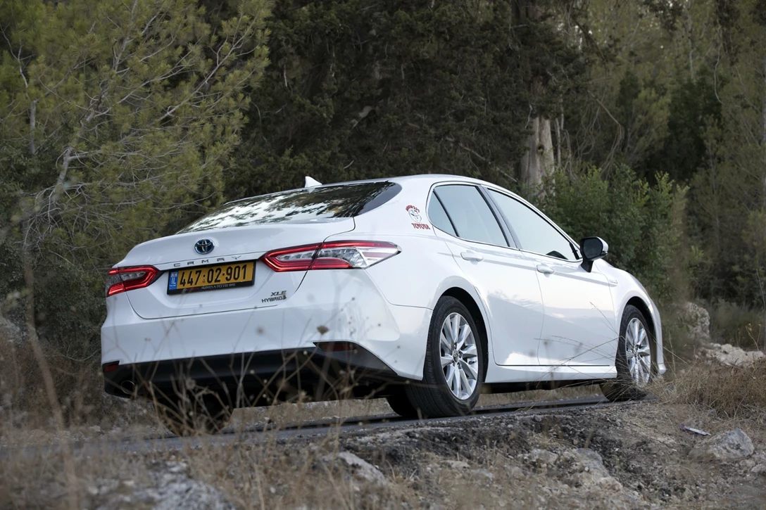 1604564-טויוטה קאמרי - מבחן דרכים 2018 (2).jpg