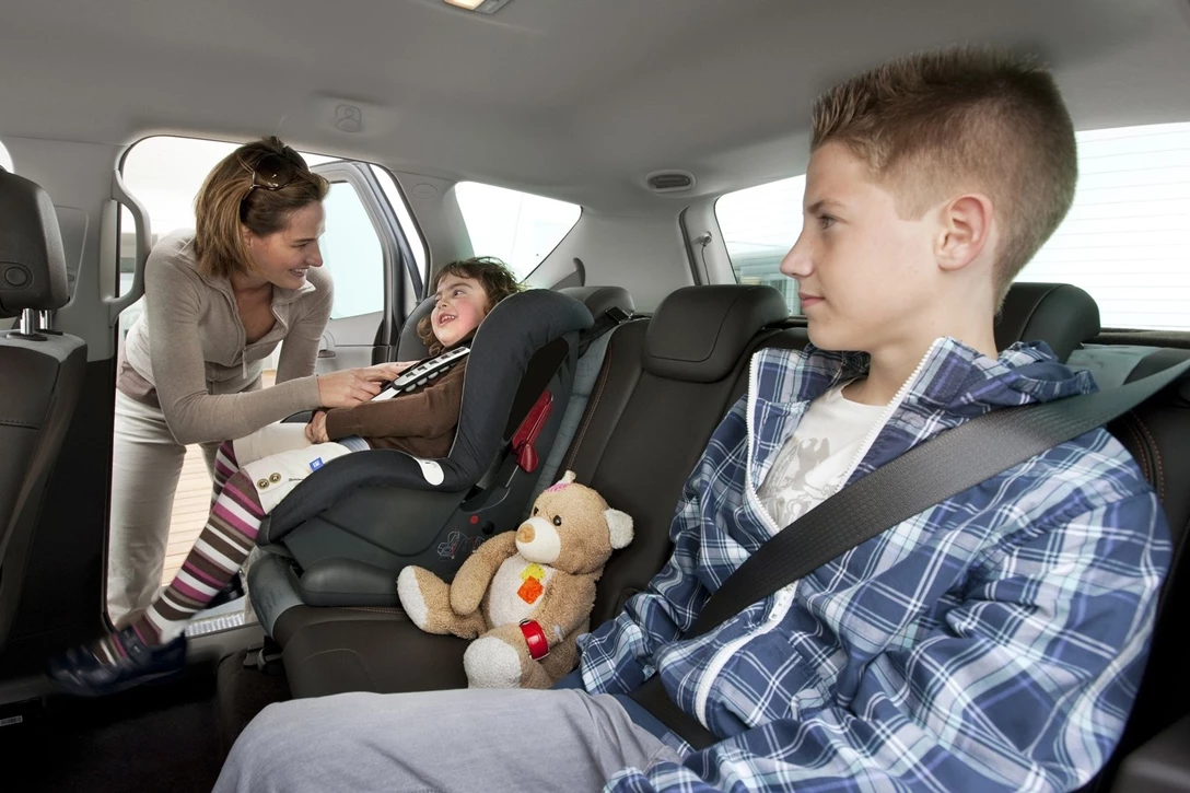 אופל מריבה 2011