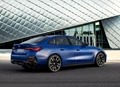 1658719-BMW-i4-2022-03.jpg