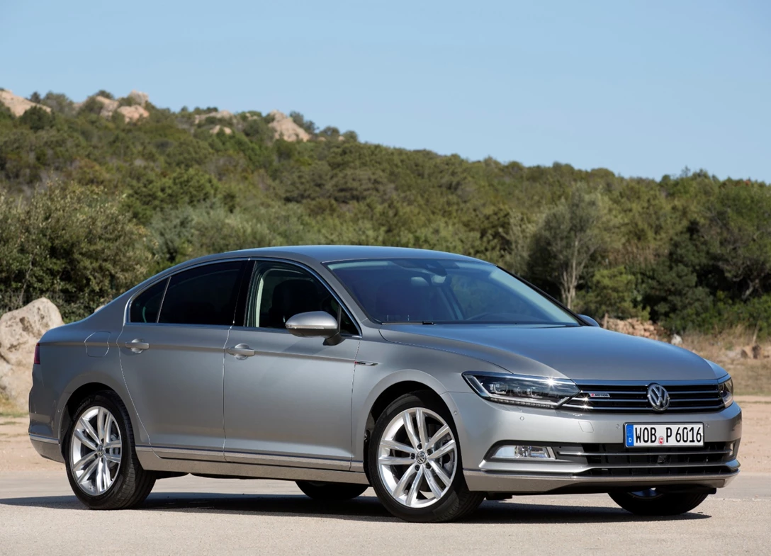 1666844-Volkswagen-Passat-new-2015-01.jpg
