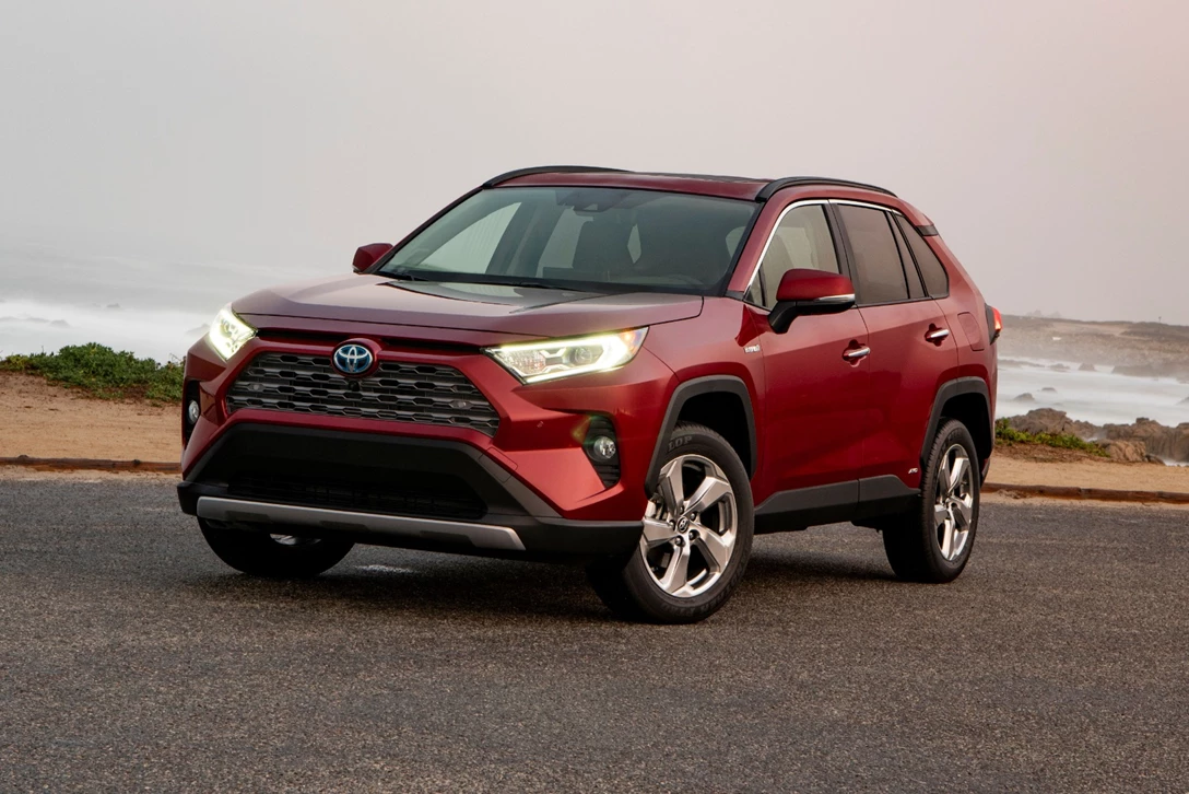 1612373-2019_Toyota_RAV4_Limited_HV_RubyFlarePearl_12_0B88FEAF3A2D7746C32A546D86995D615843CFC0.jpg