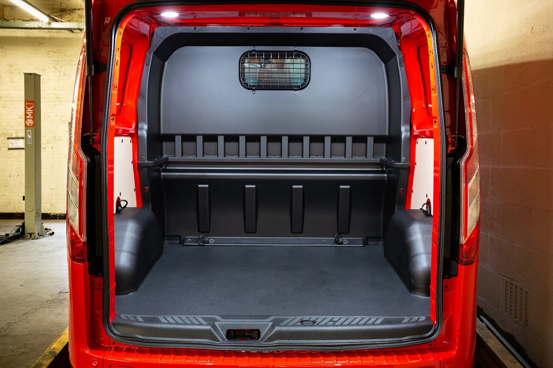 1595168-MS-RT Transit Custom-26.jpg