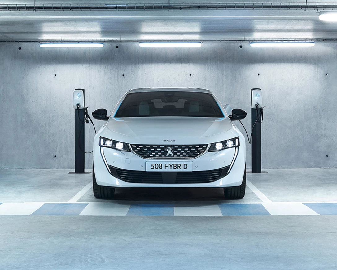 1637006-PEUGEOT_508PHEV_1809PB_002-1.jpg