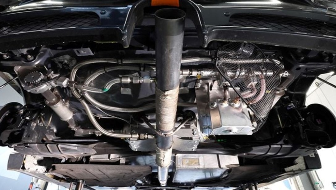 מערכת אחזור גזי פליטה, מאזדה