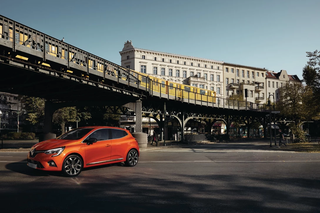 1613517-21221456_2019_-_New_Renault_CLIO.jpg