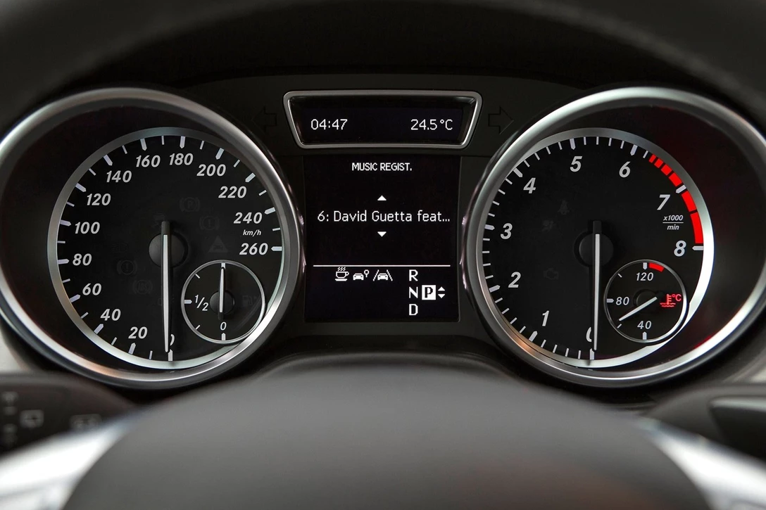 מרצדס ML קלאס 2012