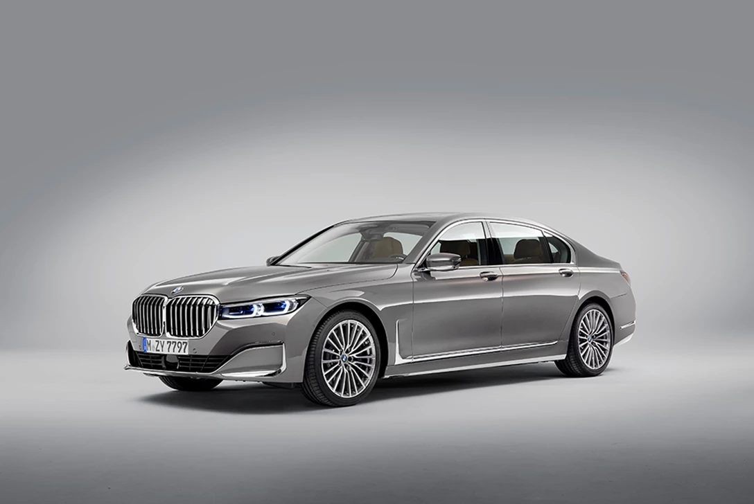 1610274-P90331991_highRes_the-new-bmw-7-series.jpg