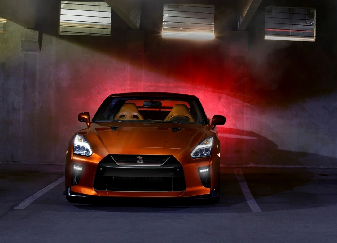 1670700-Nissan-GT-R-2021-03.jpg